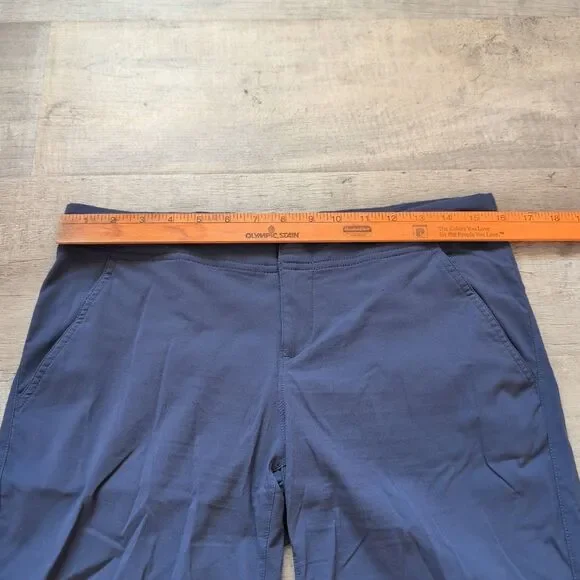 Columbia Shorts Women 8 Purple Omni Shield Bermuda Shorts Stretch - Picture 3 of 6